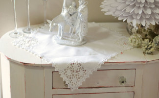 white and silver christmas vignette_createandbabble.com