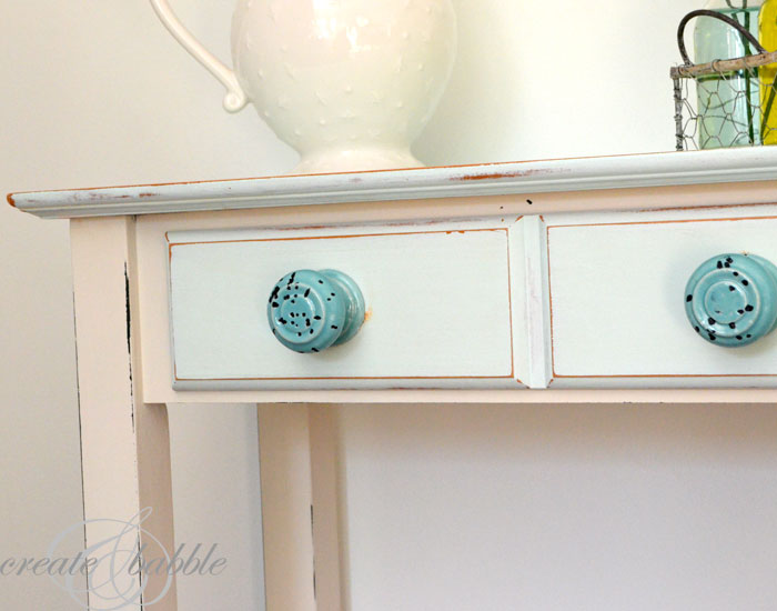 An Easy Side Table Makeover with Paint