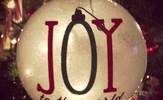glass ornaments-createandbabble.com