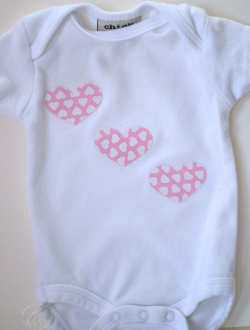 easy heart adorned onesies by createandbabble.com