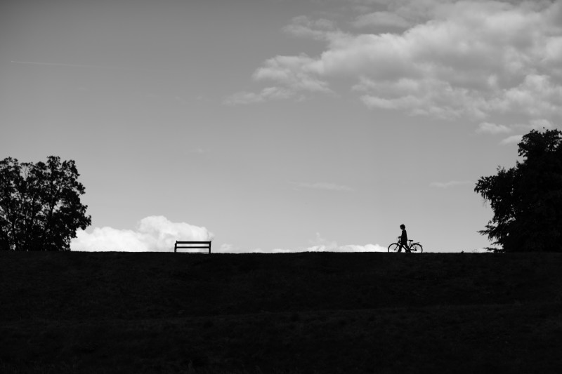 2015-04-Life-of-Pix-free-stock-photos-landscape-Boy-bike-sky-Andreas-Winter