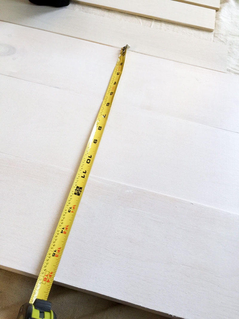 measuring-width-of-diy-shutters