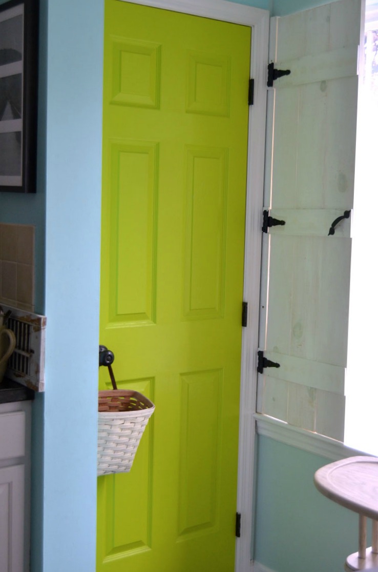 How to Paint a Six Panel Door - Create and Babble