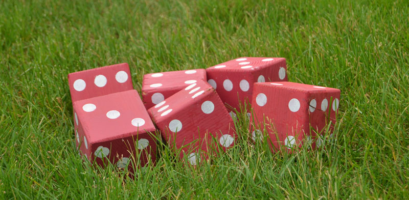 how to make lawn dice