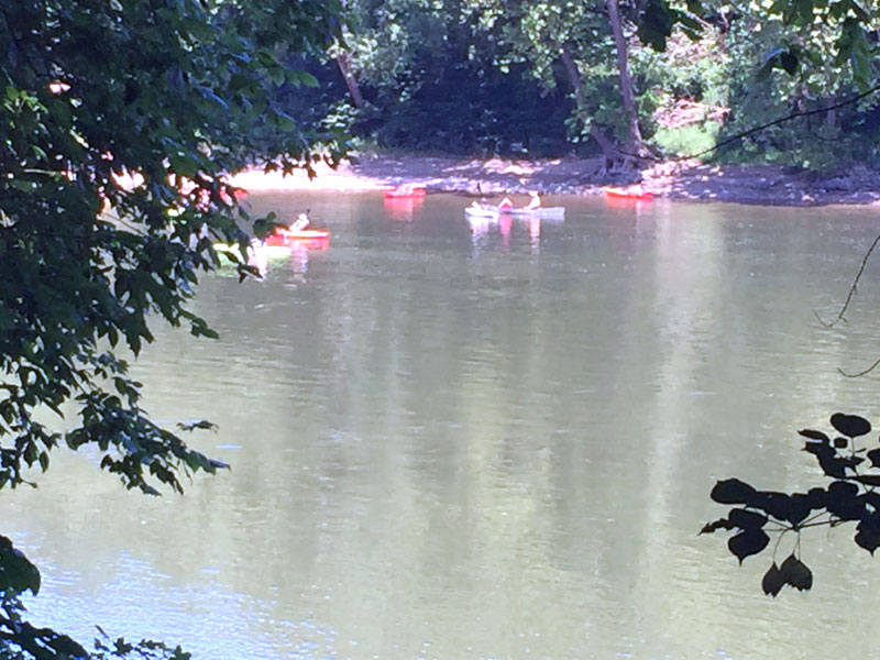 boats-on-the-water-near-bavarian-inn