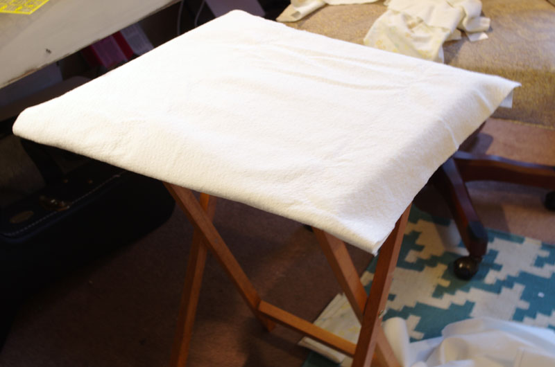 DIY PORTABLE IRONING TABLE