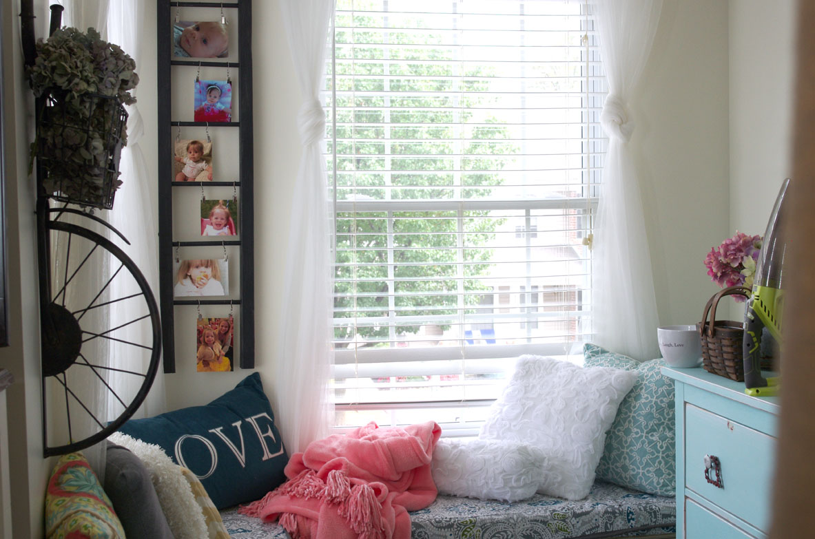 DIY Window Seat with storage