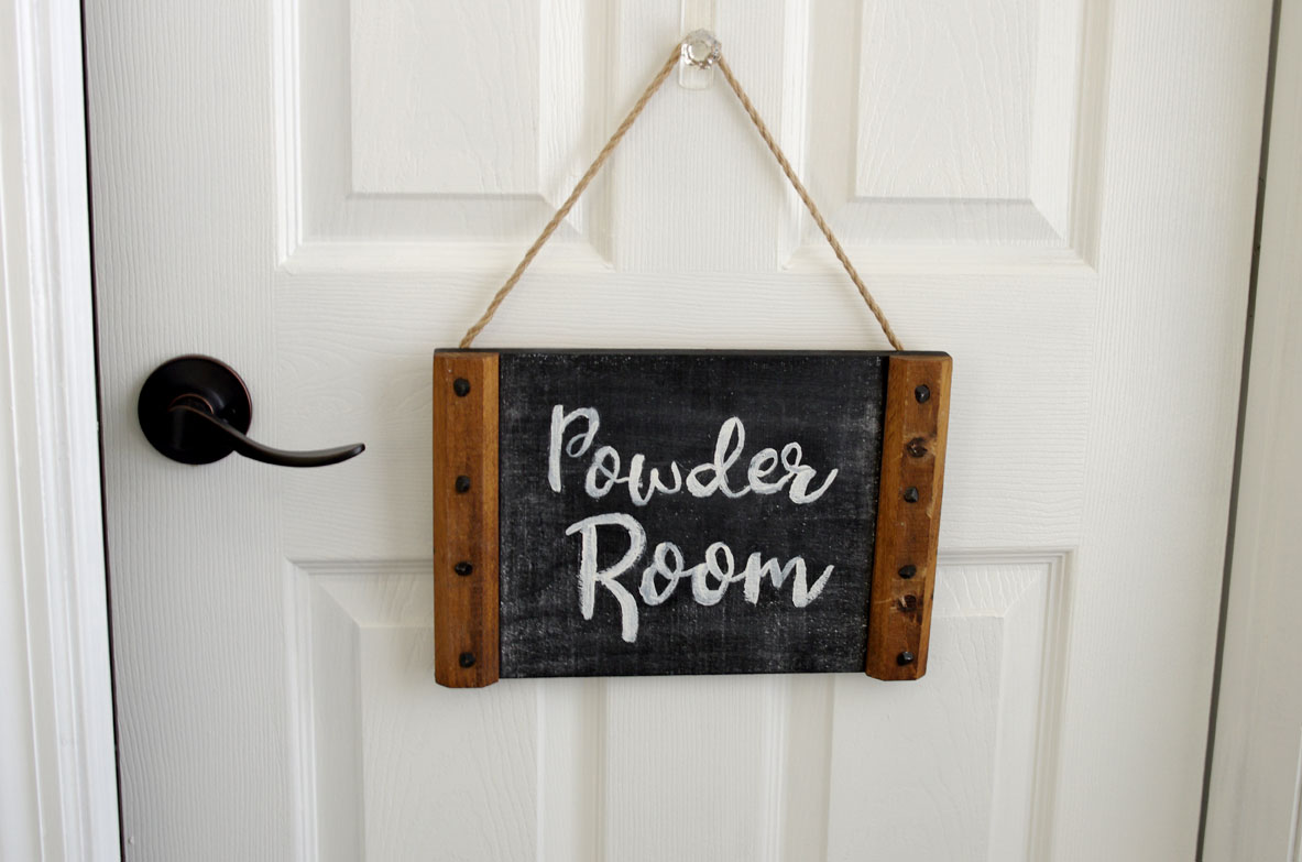 Super Cute Mini Chalkboard DIY - Thrift Store Makeover 