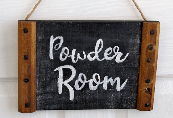 Super Cute Mini Chalkboard DIY - Thrift Store Makeover 