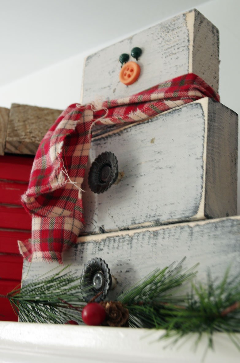 How to Make Primitive Wooden Snowman made with wood scraps