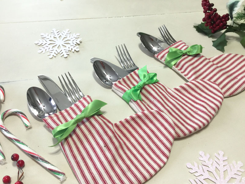 How to Make a Christmas Stocking Utensil Holder with Cricut Maker