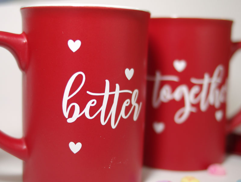 How to Decorate Mugs with Iron-on Vinyl