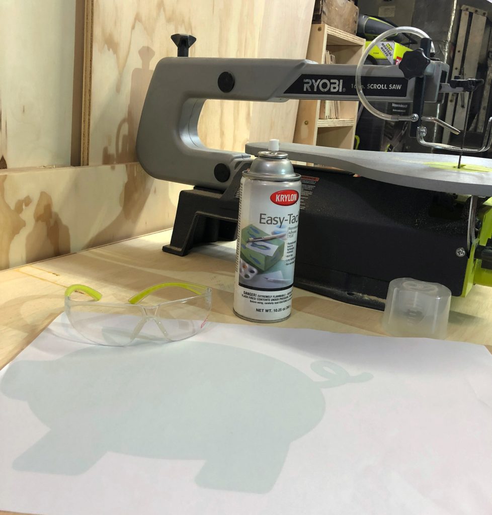 How to make a wooden pig cutting board with a scroll saw