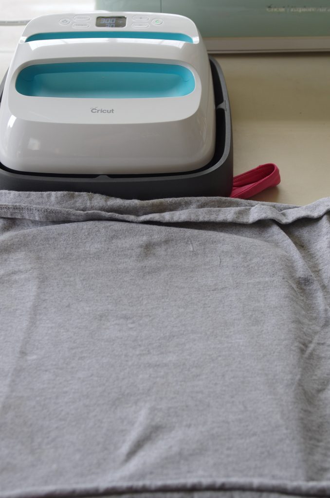 how to do iron on cricut