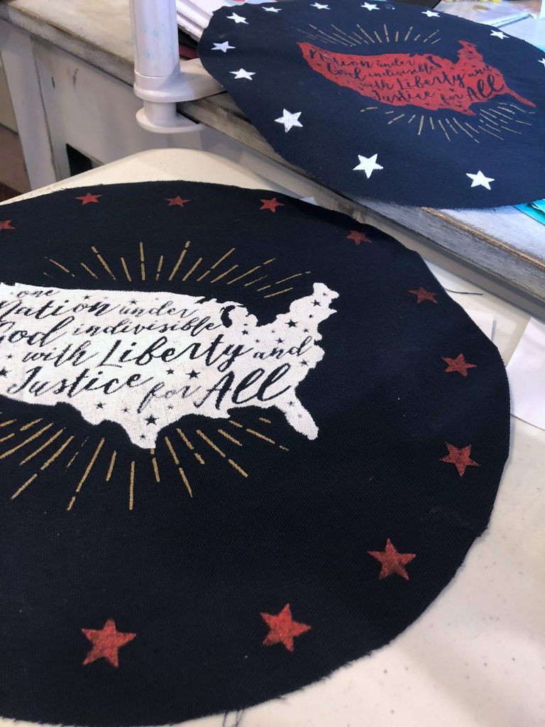 How to make Americana placemats with Chalk Couture