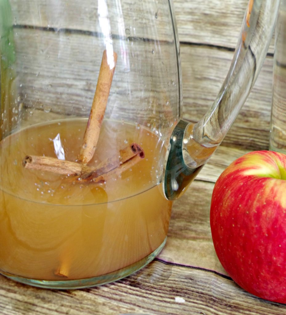 apples and cinnamon sticks