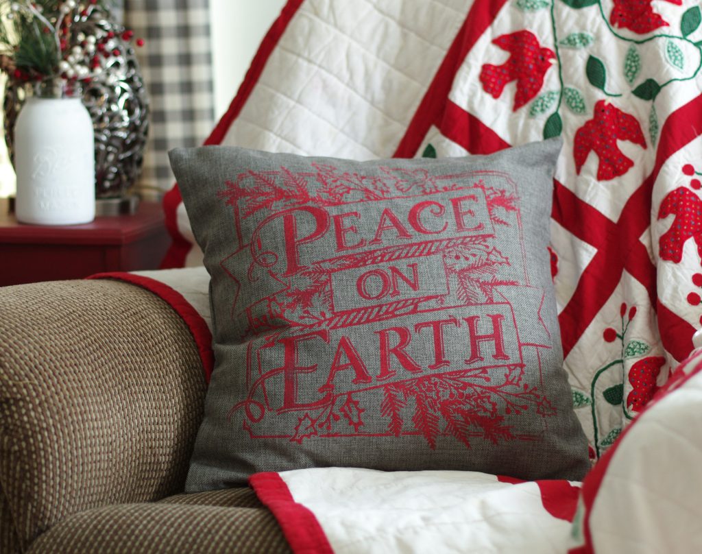 How to Use Chalk Couture products to make the prettiest Christmas Pillow Covers