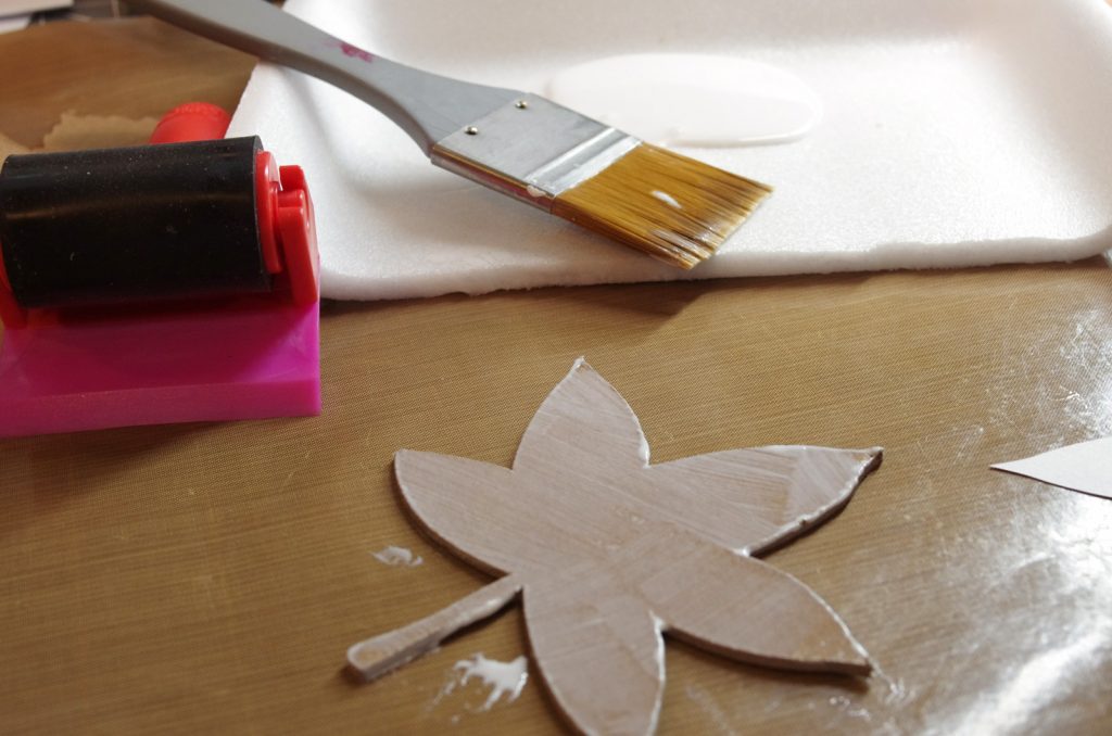 Cricut Chipboard Leaf Garland Tutorial