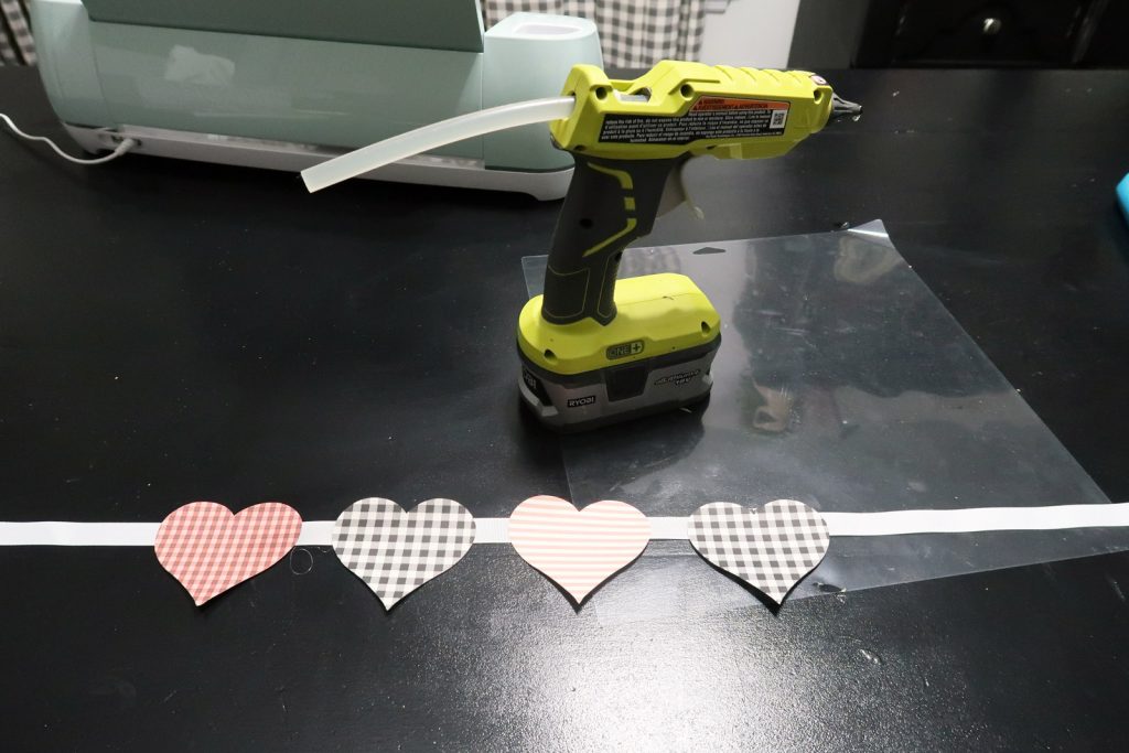 How to assemble Print Then Cut Patterned Paper Heart Banner made with Cricut