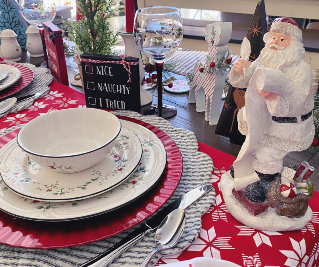 Pretty in Pink Valentine's Table Decor - Red Cottage Chronicles